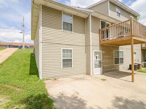 2nd image of 2505 Southridge Dr #C