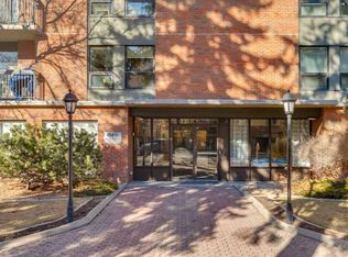 540 S 14th Ave SW #1440, Calgary, AB T2R0M6