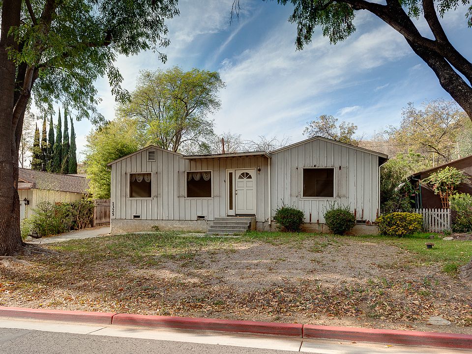 1st image of 1325 Oak Hill Pl