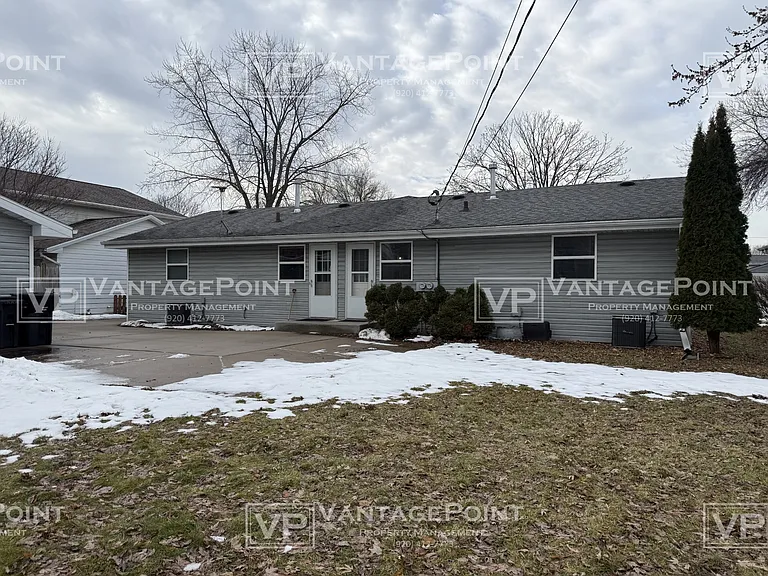 826 N Hawthorne Dr — Photo 22