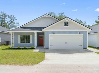8318 Vickie St, Pensacola, FL 32514