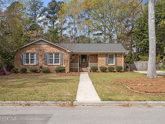 4th image of 3400 Sherwood Drive