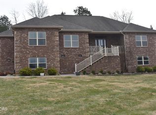 1831 Sierra Ln, Sevierville, TN 37862