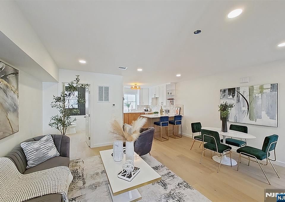 1st image of 413 Paulison Ave #2