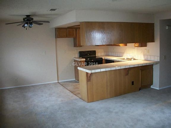 4th image of 4221 Sanderling Cir Unit 276