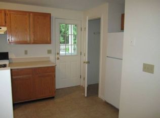 310 Knowlton St, Manchester, NH 03103