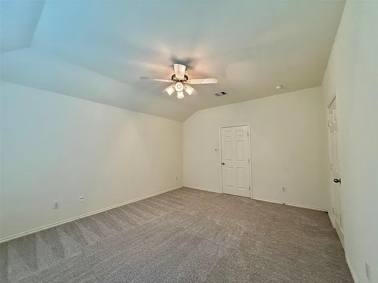 20622 Tulip Blossom Ct — Photo 16