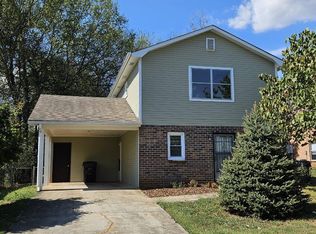 1921 Atchley Dr, Maryville, TN 37801