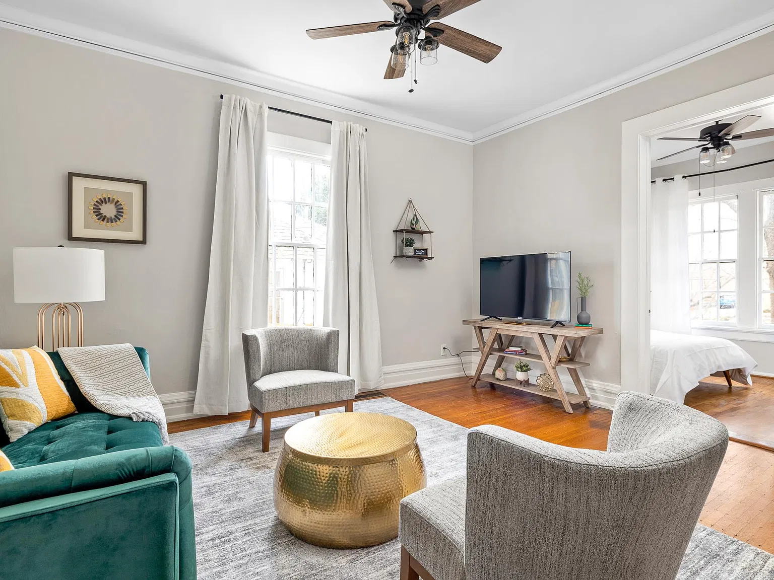 963 Saint Charles Ave NE — Photo 4