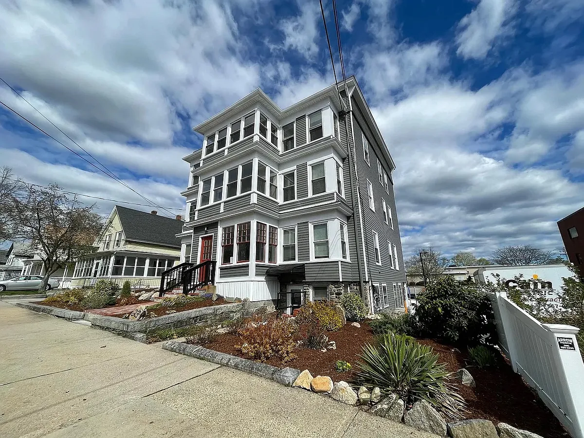 Building Photo - 23 Pope St #6