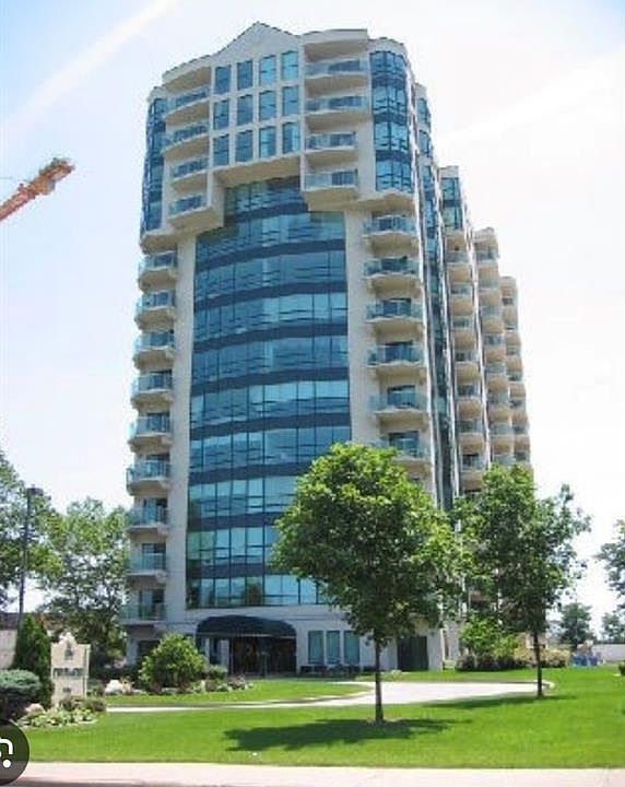 1st image of 4789 Riverside Dr E #1006