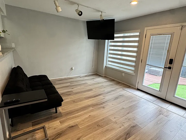 13638 Garden Grove Ct — Photo 21
