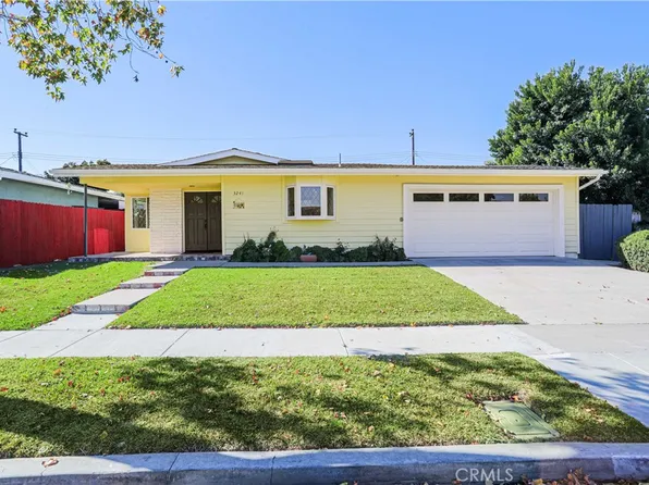 3241 Montana Ave, Costa Mesa, CA 92626