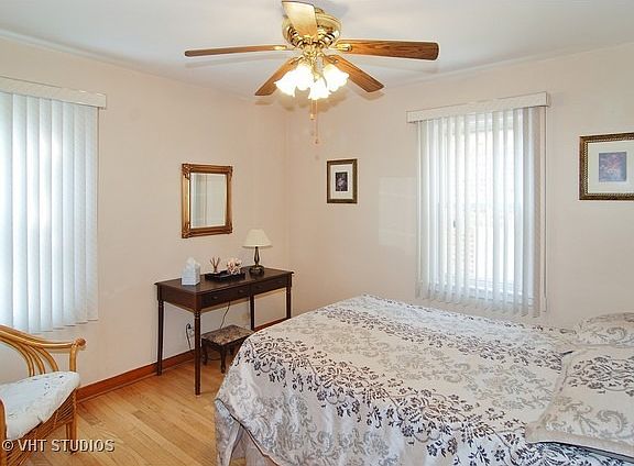 5th image of 2947 N 76th Ave