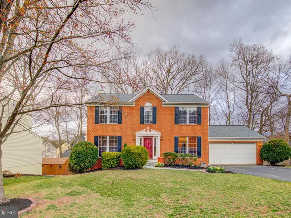 14104 Roamer Ct, Centreville, VA 20121