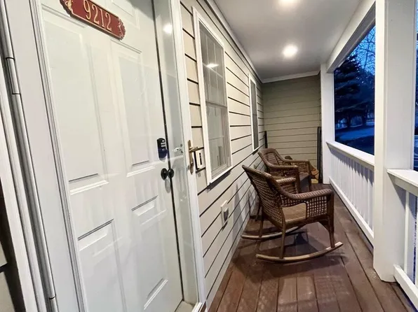 9212 Mountainside Dr, Hancock, MA 01237