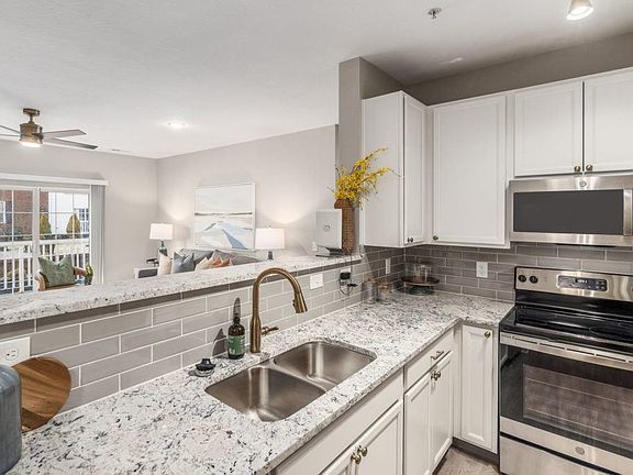 2nd image of 1400 Hollybrier Dr APT 321