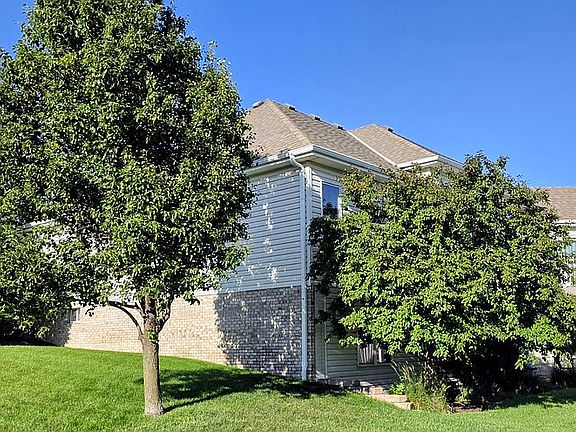 2nd image of 165 Eagle View Dr