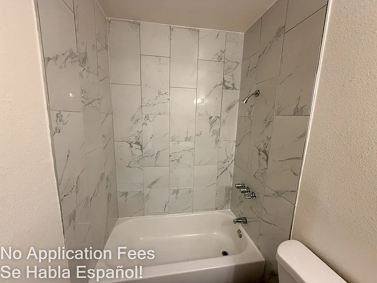 1322 N Maine Ave #1322 — Photo 9