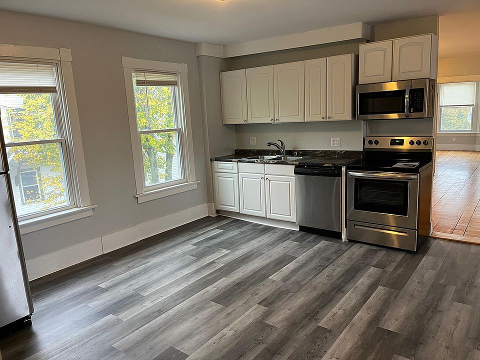 19 Hill St 301, Biddeford, ME 04005 Zillow