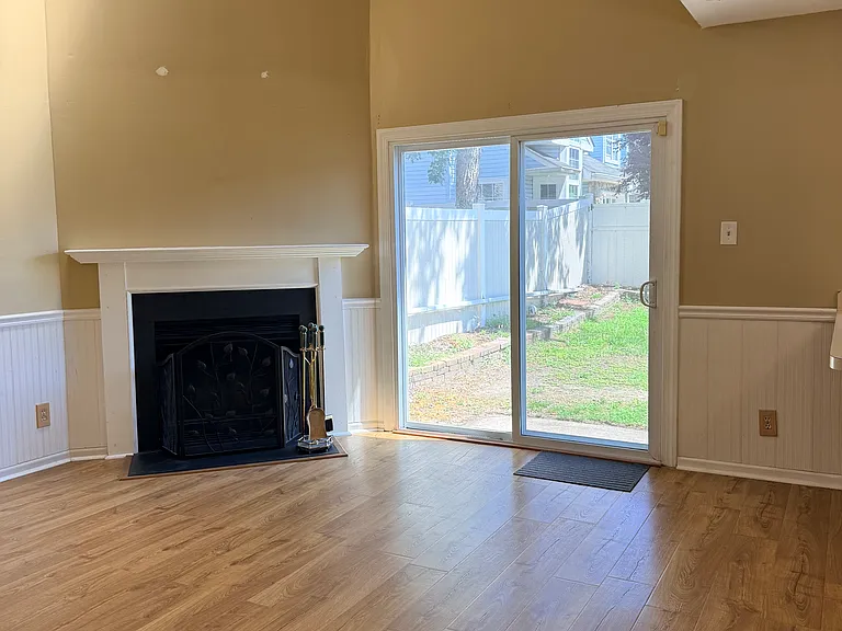 23 Park Side Dr — Photo 11
