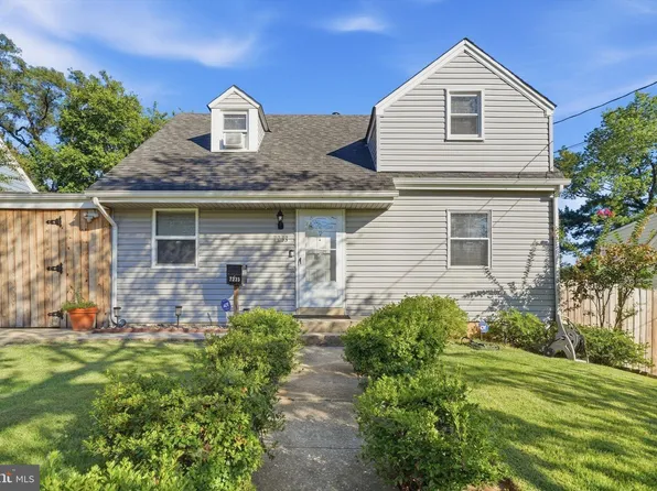 7233 Marywood St, Hyattsville, MD 20784