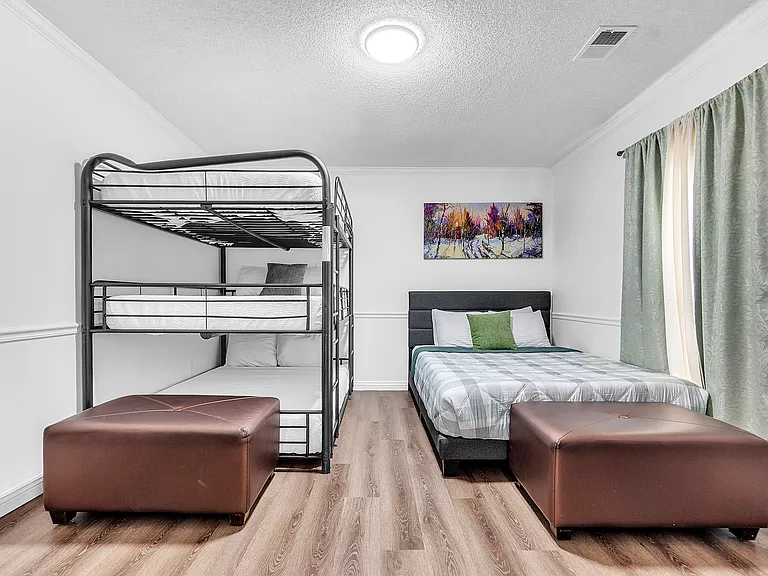 7650 Hedgington Dr — Photo 30