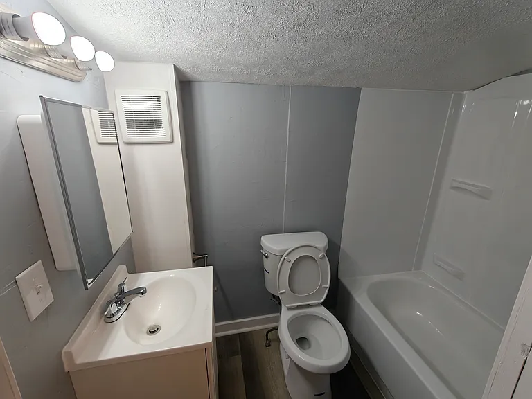 1279 Atwood Ave — Photo 13