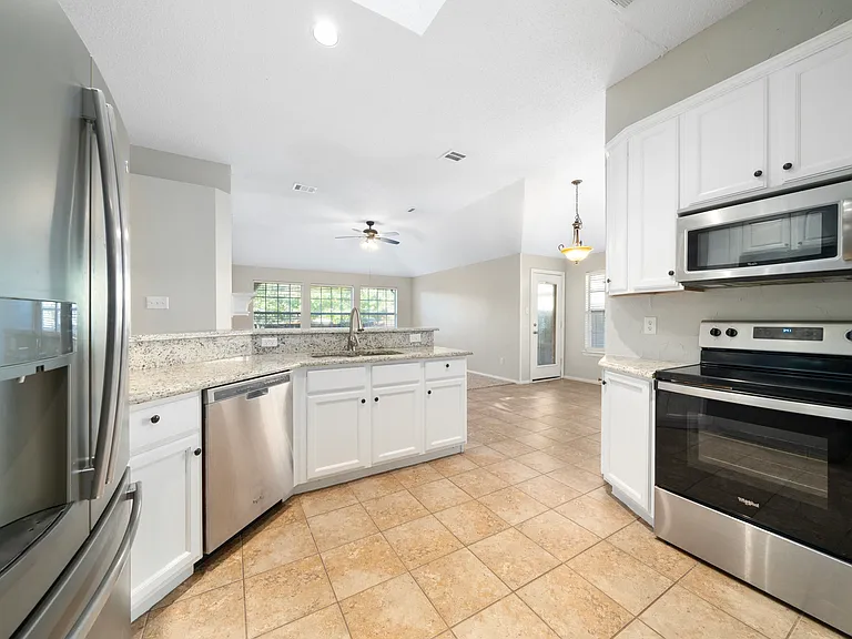 3209 Weeping Willow Ct — Photo 9