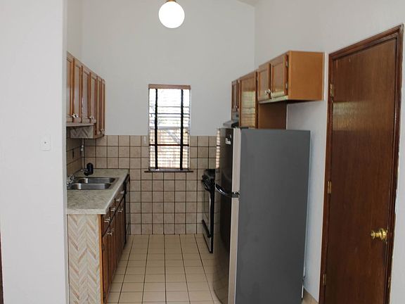 5th image of 866 Nita Fay Dr
