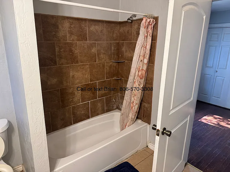 4232 SW 10th Ave — Photo 12