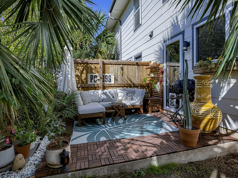 8603 Putnam Dr #102 — Photo 20