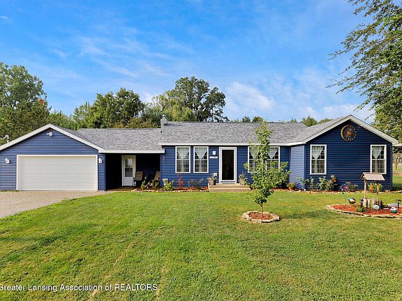 2nd image of 11735 Park Dr
