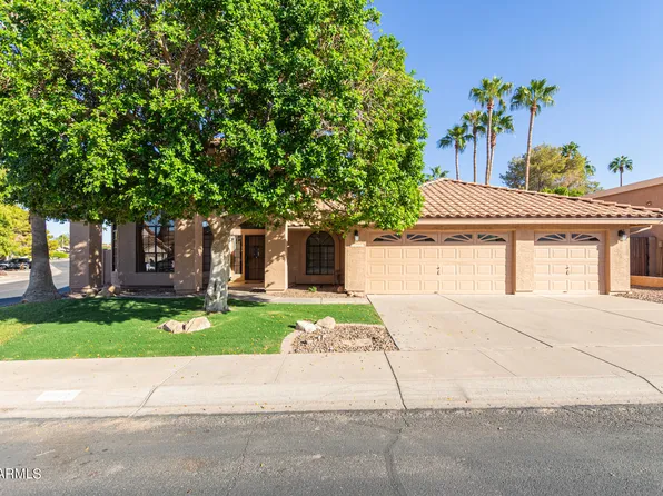 1025 S CAPISTRANO Drive, Gilbert, AZ 85233