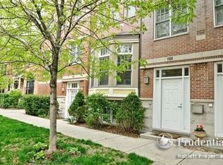 1606 W Grace St, Chicago, IL 60613