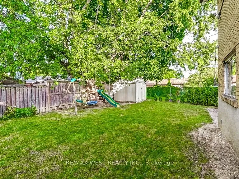10 Rima Ct — Photo 27