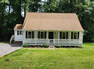 8231 Oxer Rd, North Chesterfield, VA 23235