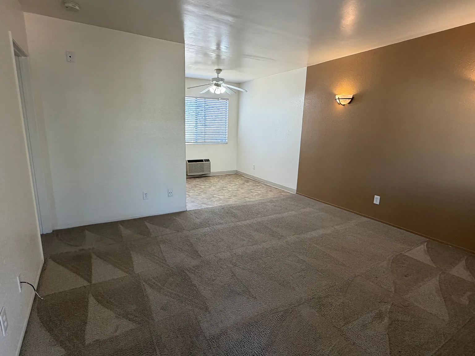 4857 College Ave — Photo 2
