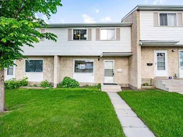 35 Nash St #C3, Red Deer, AB T4P 1X9
