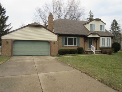 1537 Suzanne Ct, Flushing, MI, 48433