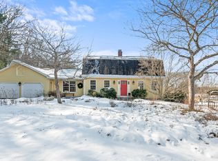 62 Hunter Ln, Glastonbury, CT 06033