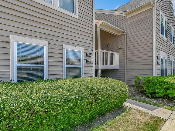 2nd image of 3390 Fishinger Mill Dr