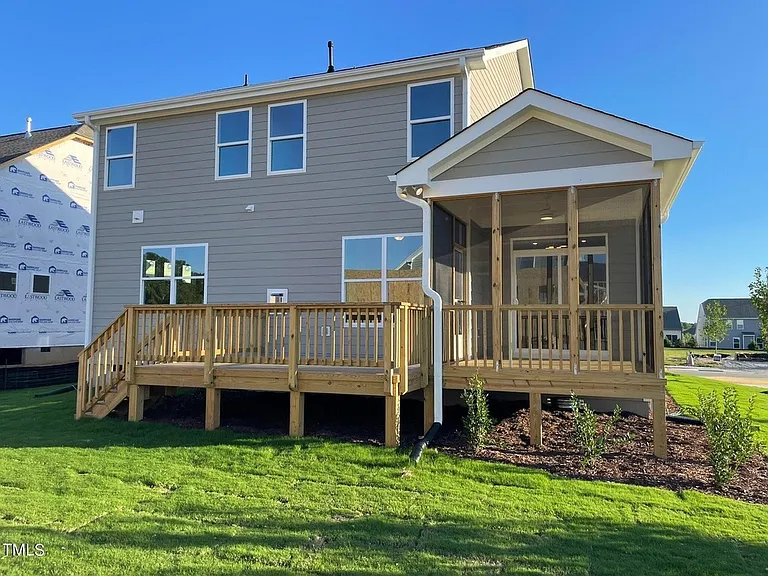 1608 Maelyn Way — Photo 13