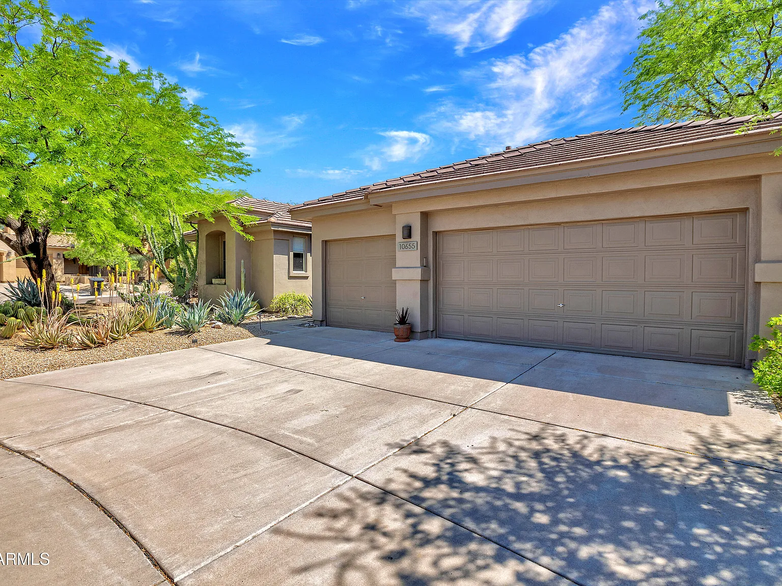 3 bed, 2.5 bath, 2478 sqft, $4,000 — Photo 3