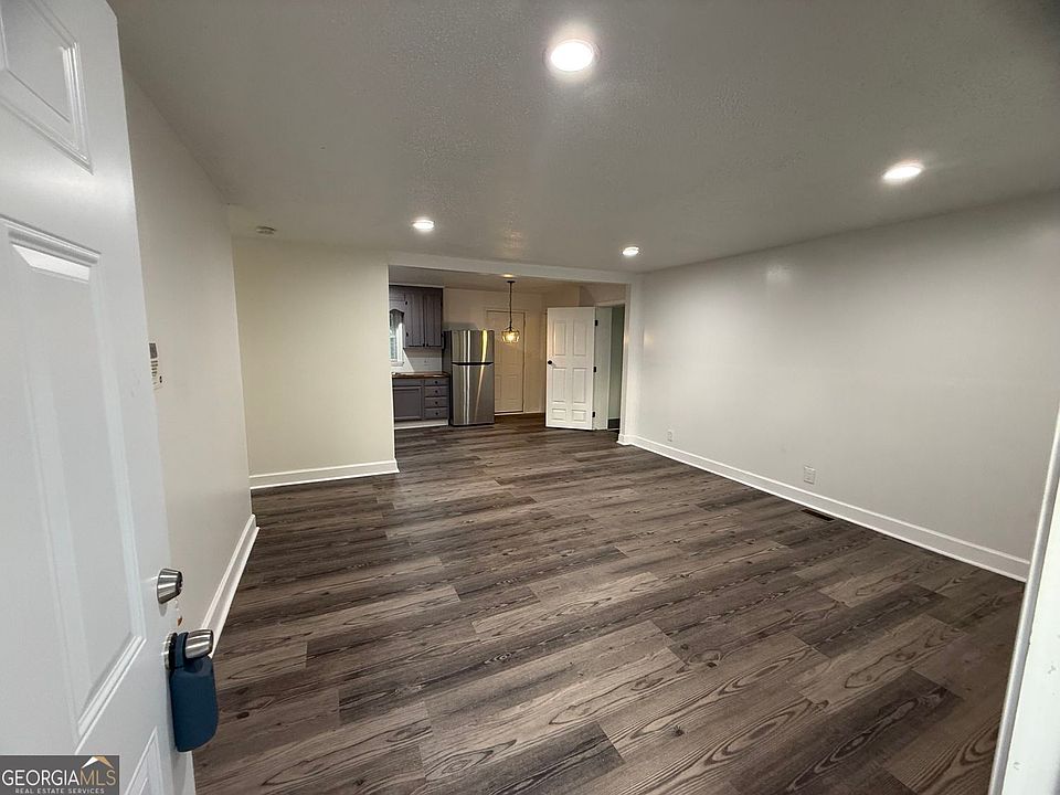 1st image of 4141 Briarwood Dr