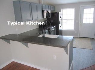 19 Pineview Dr, Winterport, ME 04496