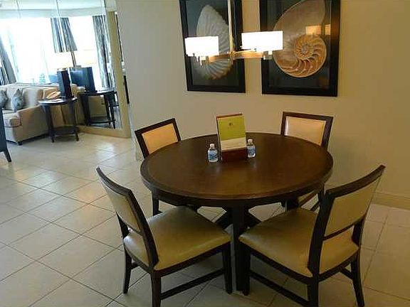 5th image of 17375 Collins Ave #2001