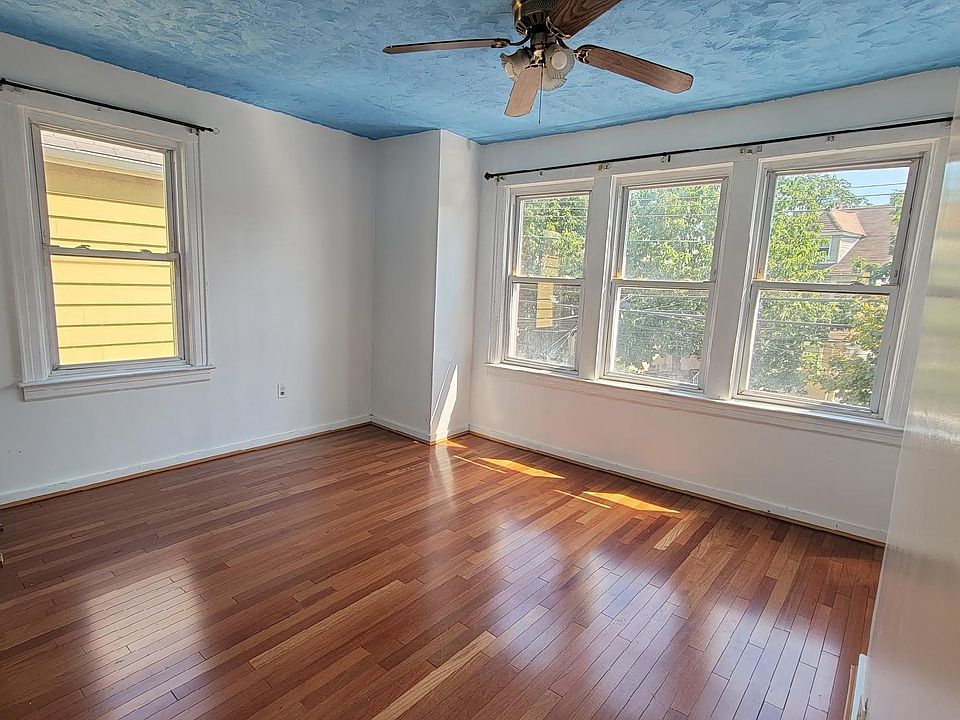 1st image of 150-13 118th Ave #2
