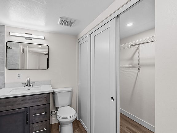 5th image of 4366 Alabama St #301