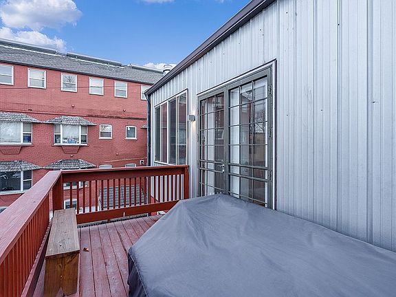 4th image of 2524 Champa St APT 2